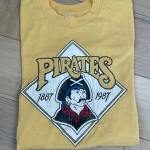 Vintage Pittsburgh Pirates Shirt